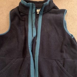 Men north face vest size xl good condition